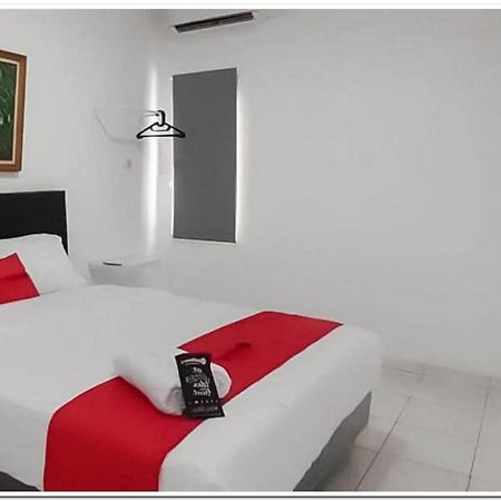 Reddoorz Syariah @ Jl Raya Sukabumi Sukaraja (Sukabumi) Exterior foto